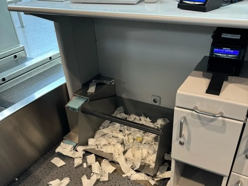 waste generated by traditional tags